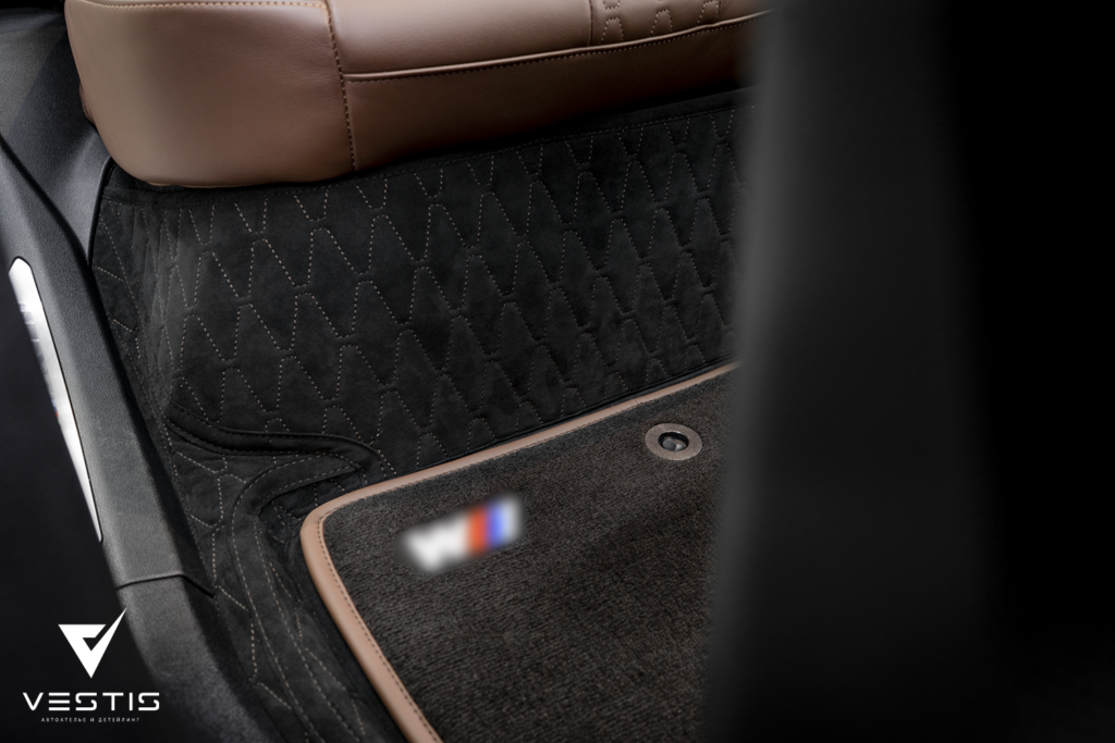 BMW X6 G06 - Комбинированный комплект ковриков 