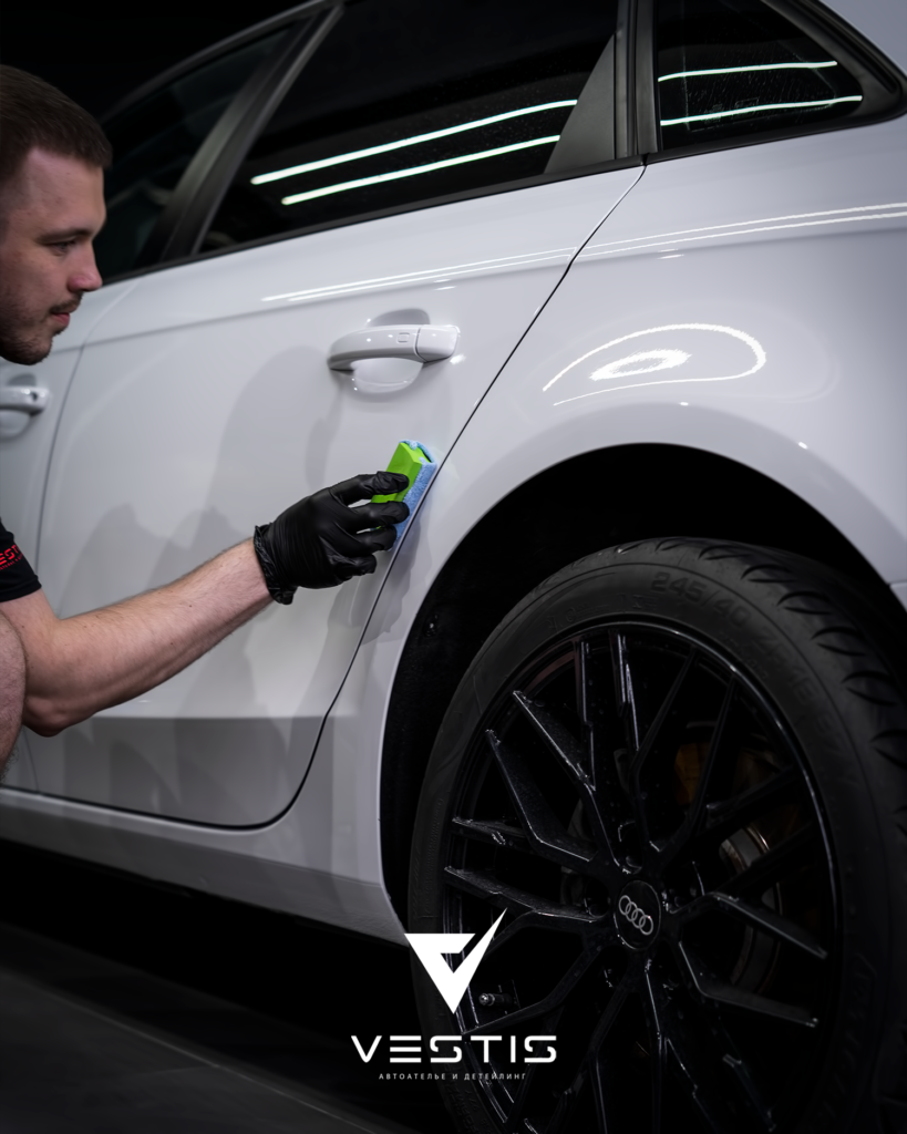 Audi A4 - Восстановительная полировка ЛКП и нанесение керамики