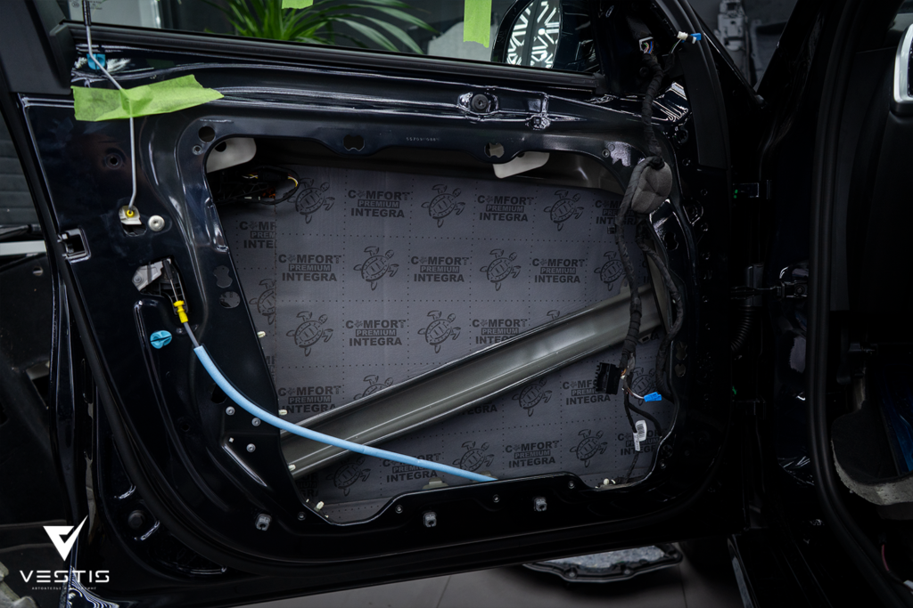BMW X6 G06 - Комплексная шумо- и виброизоляция