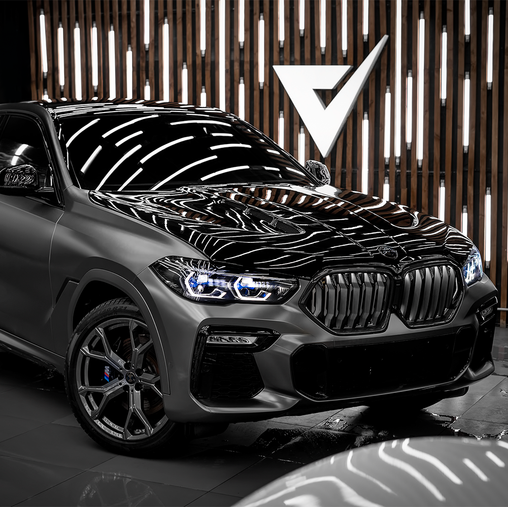 BMW X6 - Полная оклейка кузова в виниловую пленку Avery Dennison, установка матовой пленки Suntek PPF Matte, покраска суппортов, тюнинг капота, 3d сканирование кузова