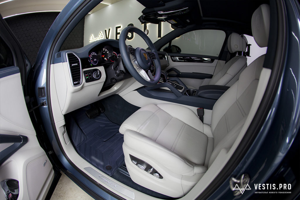 Porsche Cayenne - Комплект ковриков в салон и багажное отделение
