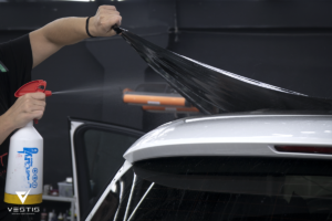 Mercedes Benz GLE - установка черного полиуретана на крышу
