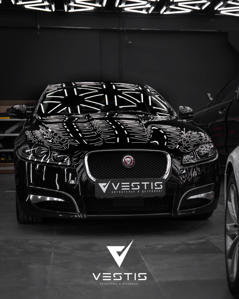 Jaguar XF - Глубокая полировка кузова и нанесение керамики Gyeon