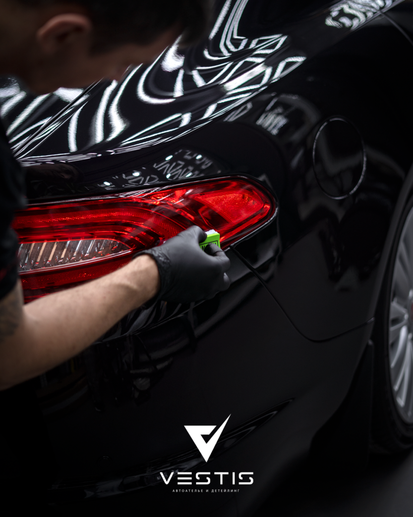 Jaguar XF - Глубокая полировка кузова и нанесение керамики Gyeon