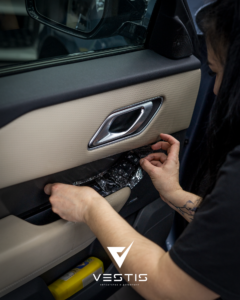 Range Rover Velar - Защита антигравийной пленкой кузова, интерьера и лобового стекла 