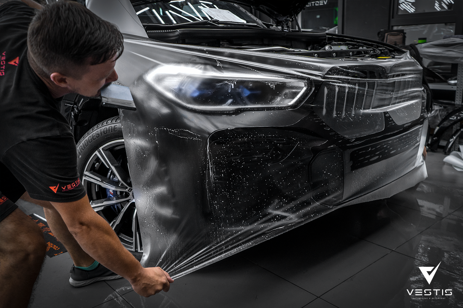 BMW X6 - Матовая пленка Suntek, закаленные стекла, шумоизоляция дверей и арок, тонирование оптики