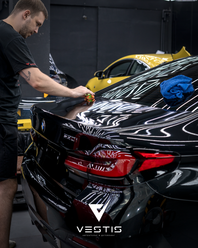 BMW 5 Series - Установка антигравийной пленки и нанесение керамического состава на кузов