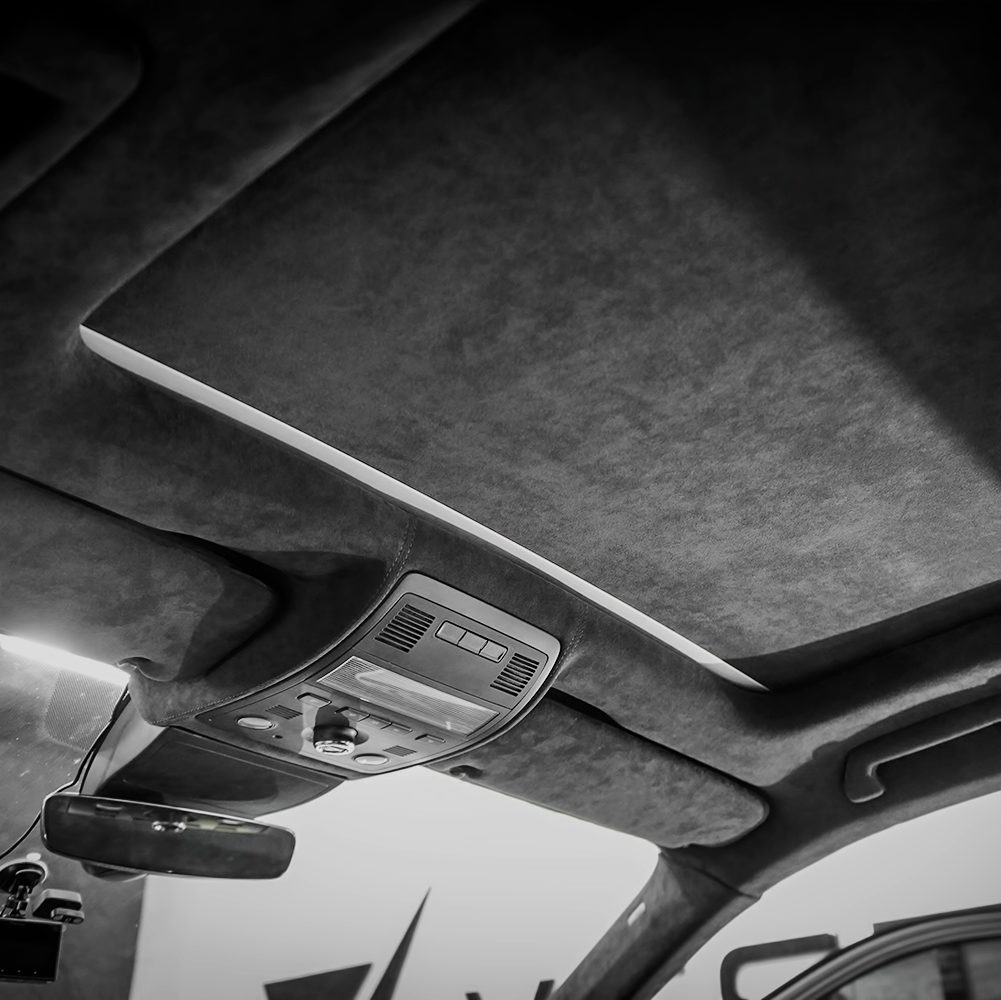 Перетяжка потолка в Alcantara и шумоизоляция пола Volkswagen Touareg